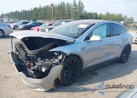 2017 Tesla Model X 100D/75D/90D из США, поврежденный, VIN 5YJXCBE21HF065481